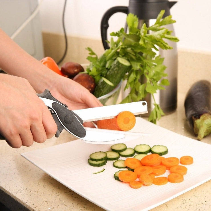 Clever Cutter 2 in 1 Food Chopper Kitchen Scissors with Cutting Board